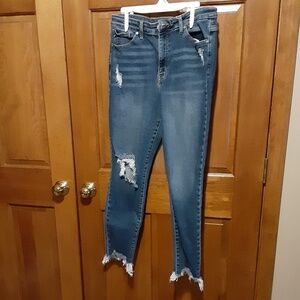 KanCan Estilo Style Distressed Jeans